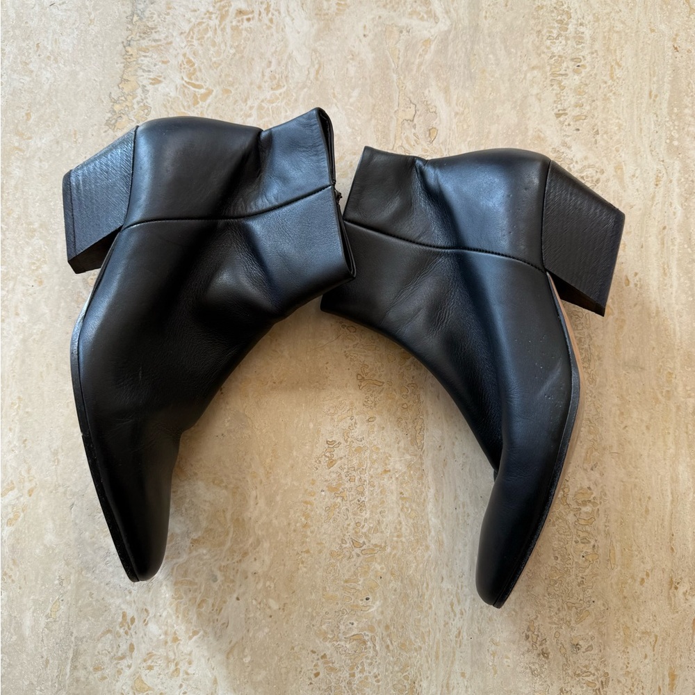Vince Vaughn Black Leather Booties